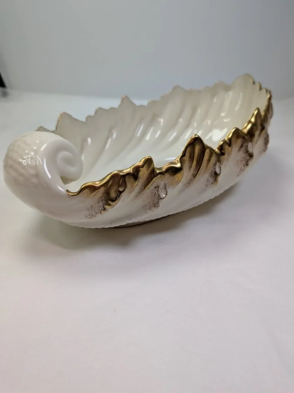 Vintage Lenox 30s 50s Ivory Porcelain Shell Bowl Heavy 24k Gold Trim 9” - Picture 4 of 15